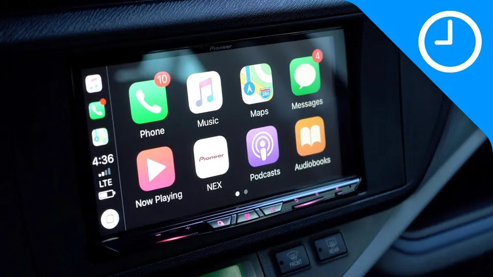 Bluetooth: Car touchscreen with app icons